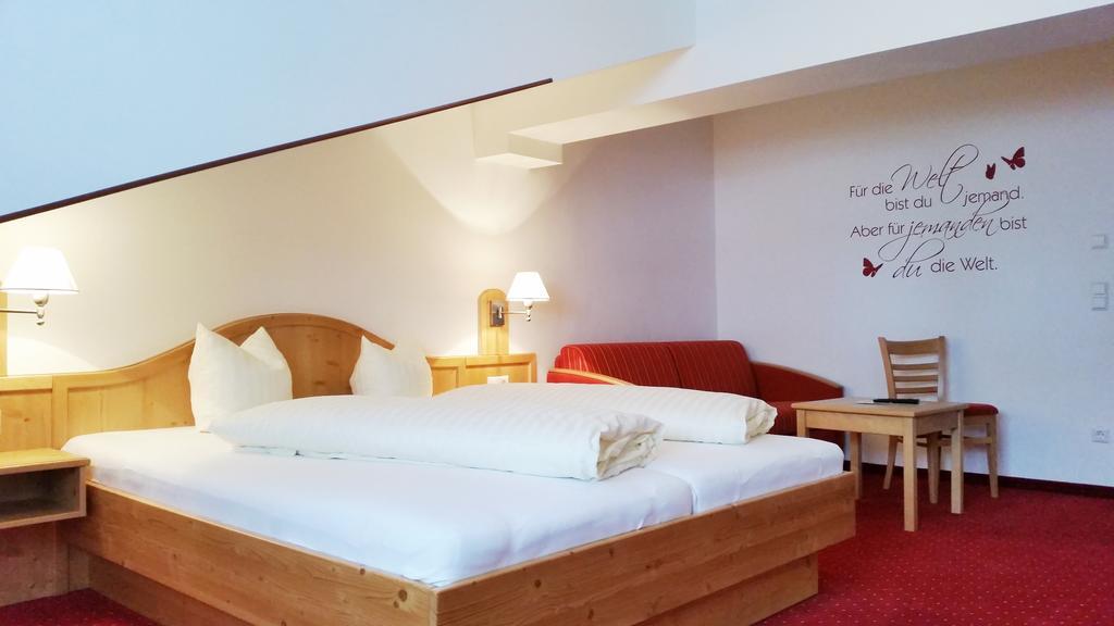 Das Wismeyer - Skihotel An Der Plattenkarbahn โอเบอร์เทาเอิร์น ห้อง รูปภาพ